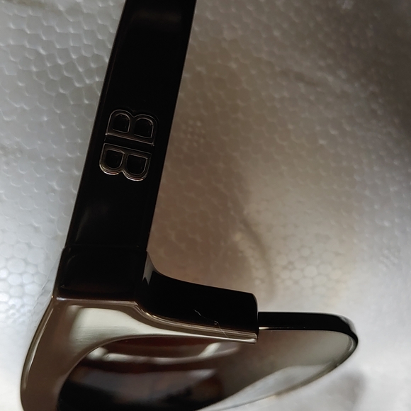 Balenciaga cat eye sunglasses - Picture 2 of 5